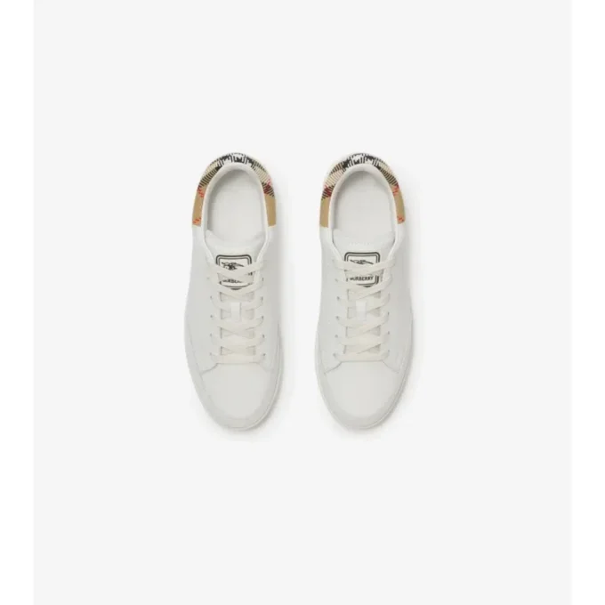 Sneakers i läder Sneakers i läder