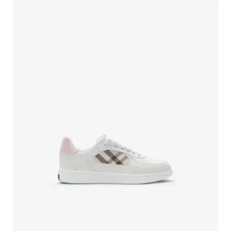 Sneakers i läder och rutmönster 