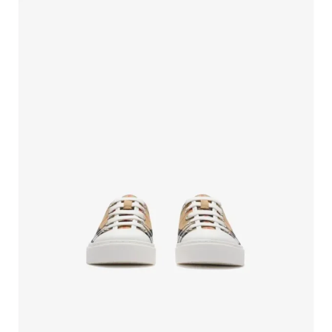 Sneakers i rutigt bomullstyg Sneakers i rutigt bomullstyg