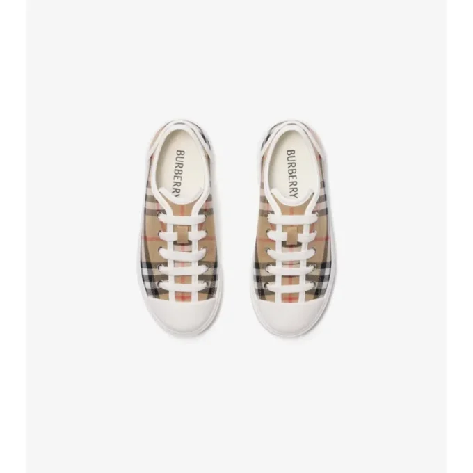 Sneakers i rutigt bomullstyg Sneakers i rutigt bomullstyg