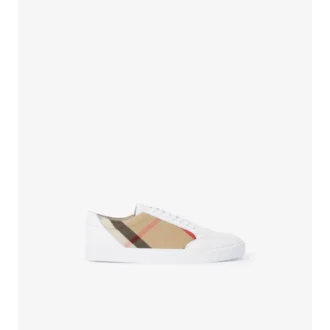 Sneakers med rutmönster och läder