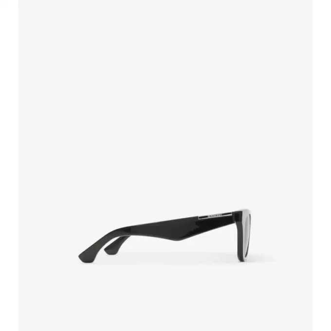 Solglasögon med bågformade glas Solglasögon med bågformade glas