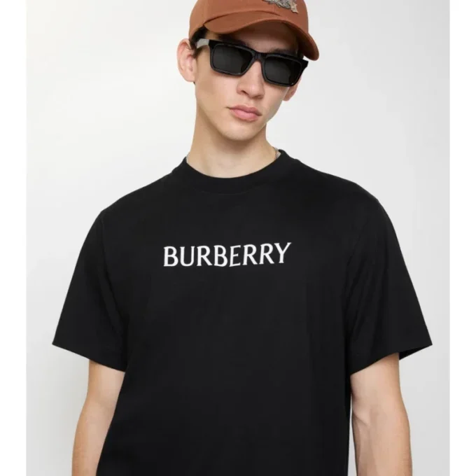 T-shirt i bomull med logotyp T-shirt i bomull med logotyp