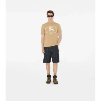 T-shirt i bomull med riddarstämpel