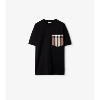 T-shirt i bomull med rutmönster och ficka