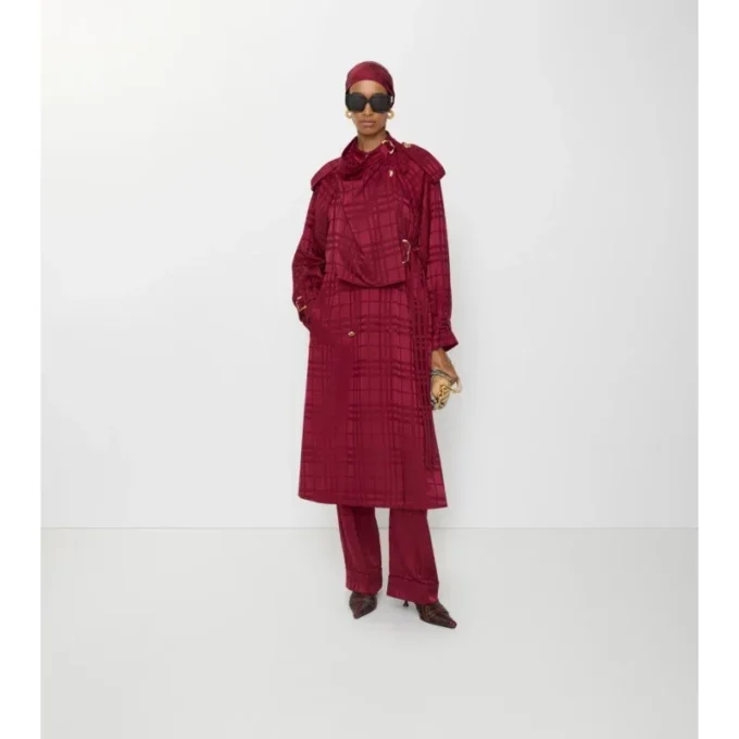 Trench Coat i rutigt siden Trench Coat i rutigt siden