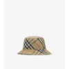 Vändbar bucket hat i nylon med Knight Stamp-mönster Vändbar bucket hat i nylon med Knight Stamp-mönster